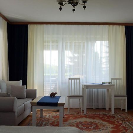 As Gosciniec Lägenhet Mikołajki Exteriör bild
