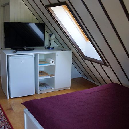 As Gosciniec Lägenhet Mikołajki Exteriör bild